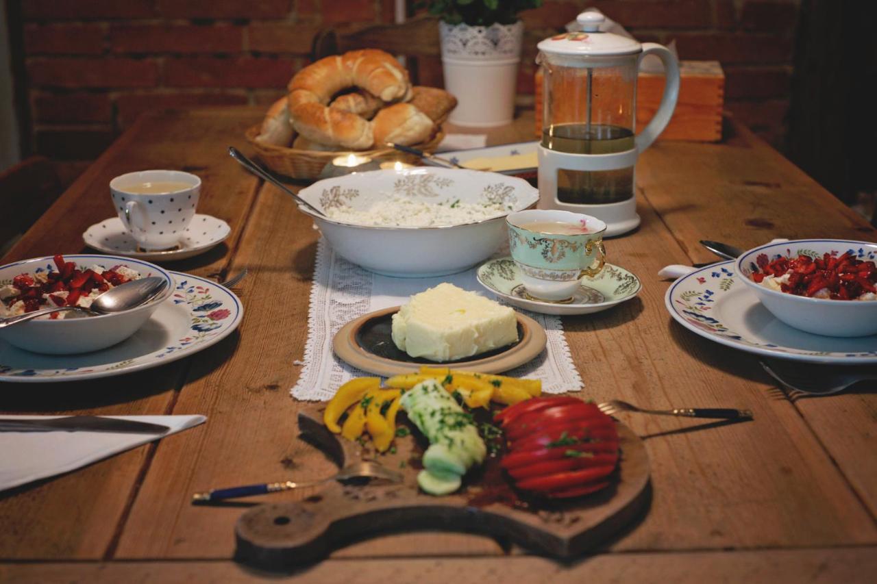 Bed and Breakfast Osada Ptasnik Pobiedna Exteriér fotografie