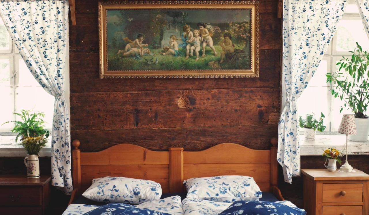 Bed and Breakfast Osada Ptasnik Pobiedna Exteriér fotografie